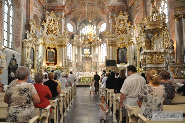 Obłóczyny w klasztorze Braci Mniejszych we Wschowie 