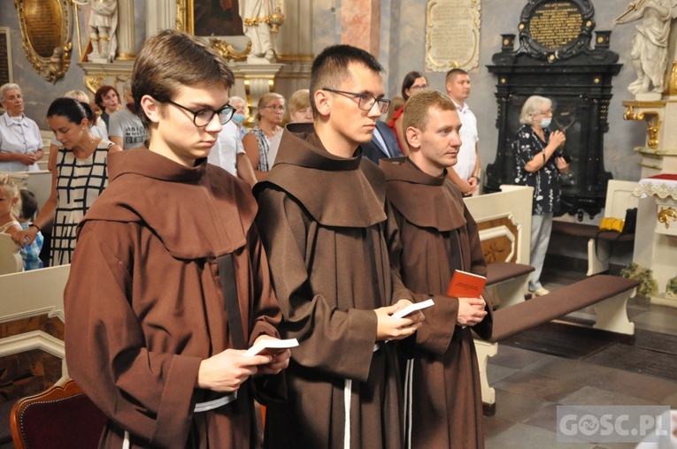 Obłóczyny w klasztorze Braci Mniejszych we Wschowie 