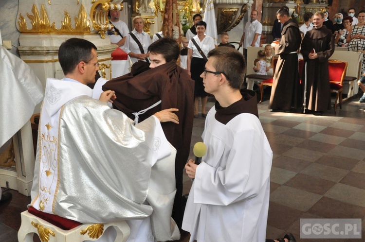 Obłóczyny w klasztorze Braci Mniejszych we Wschowie 