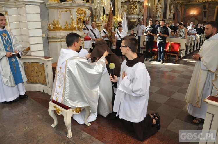 Obłóczyny w klasztorze Braci Mniejszych we Wschowie 