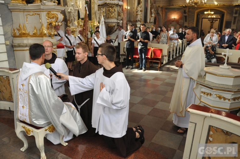 Obłóczyny w klasztorze Braci Mniejszych we Wschowie 