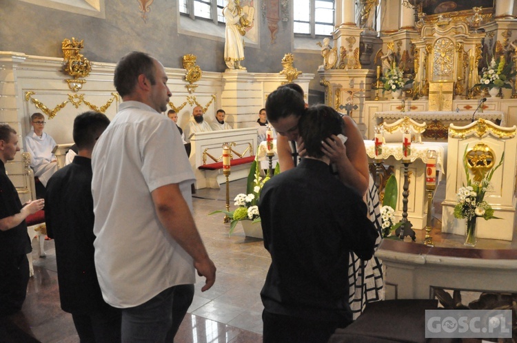 Obłóczyny w klasztorze Braci Mniejszych we Wschowie 