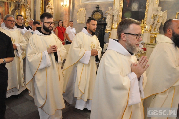 Obłóczyny w klasztorze Braci Mniejszych we Wschowie 