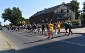 Piesza pielgrzymka na Jasną Górę - przekazanie krzyża w Konopiskach