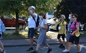 Piesza pielgrzymka na Jasną Górę - przekazanie krzyża w Konopiskach