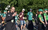 Piesza pielgrzymka na Jasną Górę - przekazanie krzyża w Konopiskach