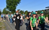 Piesza pielgrzymka na Jasną Górę - przekazanie krzyża w Konopiskach