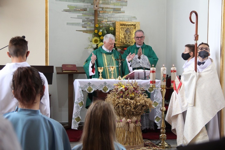 Gorzków. Dziękczynienie za 70-lecie kaplicy