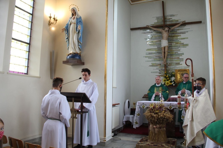 Gorzków. Dziękczynienie za 70-lecie kaplicy