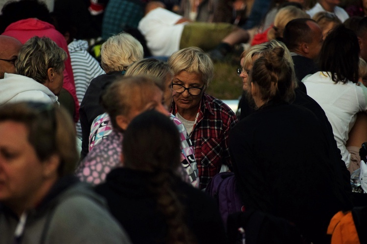 38. PPT. Dzień siódmy. Apel w Trzebniowie