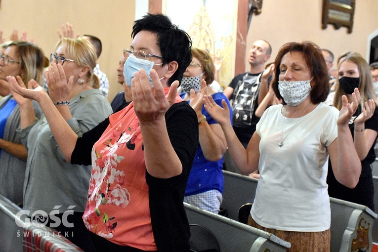 Modlitwa za wstawiennictwem bł. Karoliny i Msza św. z uwielbieniem