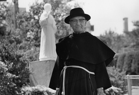 Japonia wspomina o. Mirochnę