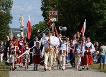 38. PPT - grupa 19, wejście