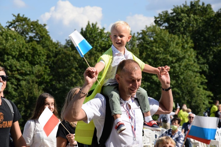 38. PPT - grupa 26, wejście