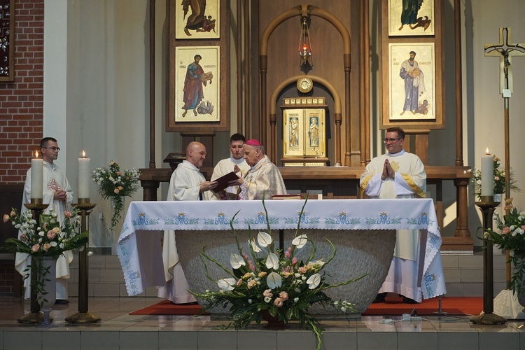 Gliwice. Ustanowienie Diecezjalnego Sanktuarium Matki Bożej Dobrej Drogi