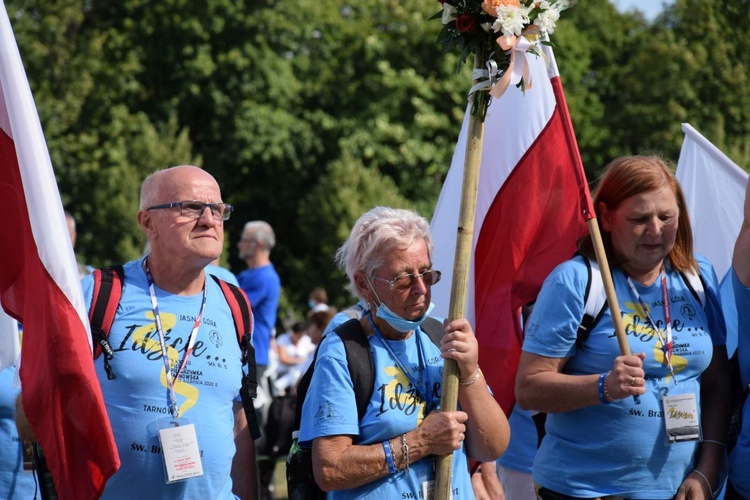 38. PPT - grupa 3, wejście