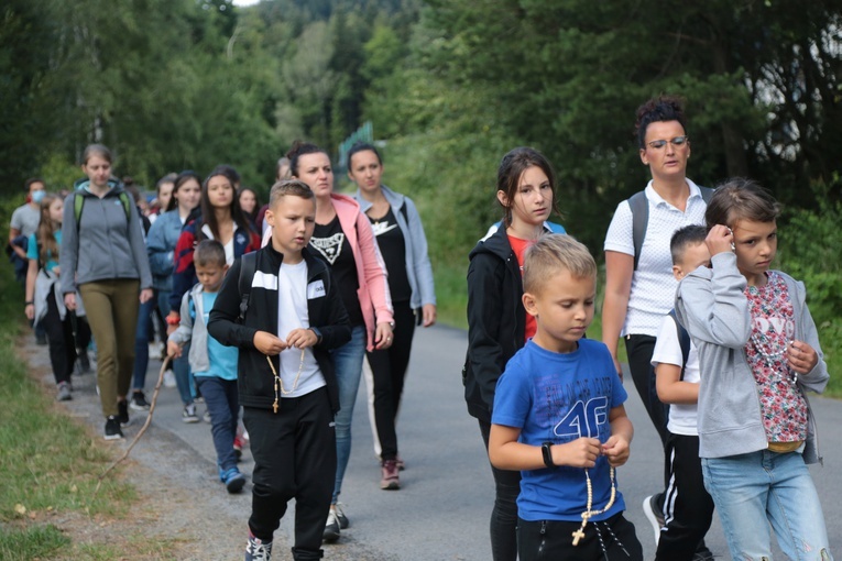 Pielgrzymka z Trzciany koło Bochni do Pasierbca