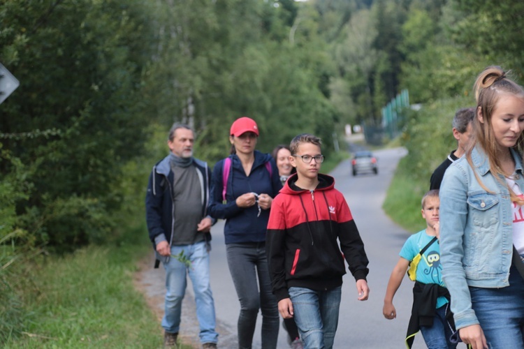 Pielgrzymka z Trzciany koło Bochni do Pasierbca