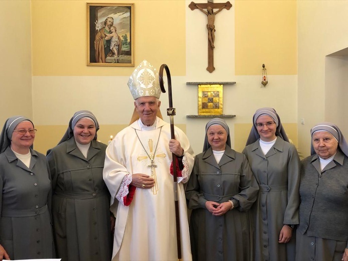 Pożegnanie s. Bernadetty w świdnickim przedszkolu sióstr prezentek