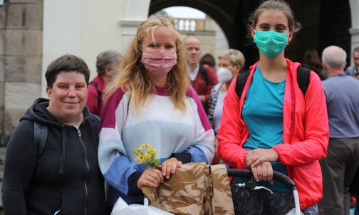 Iza Molenda i Gabrysia Prochownik na Jasnej Górze.