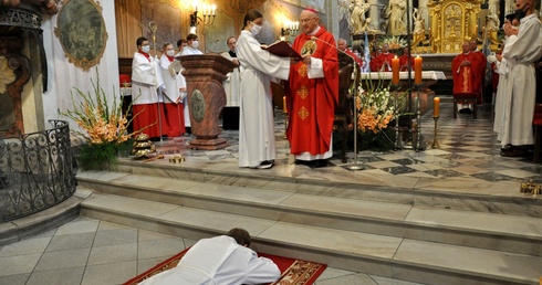 Jezus mówi, na jakiej drodze możesz być szczęśliwy