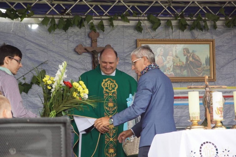 Dożynki gminne w Roztokach