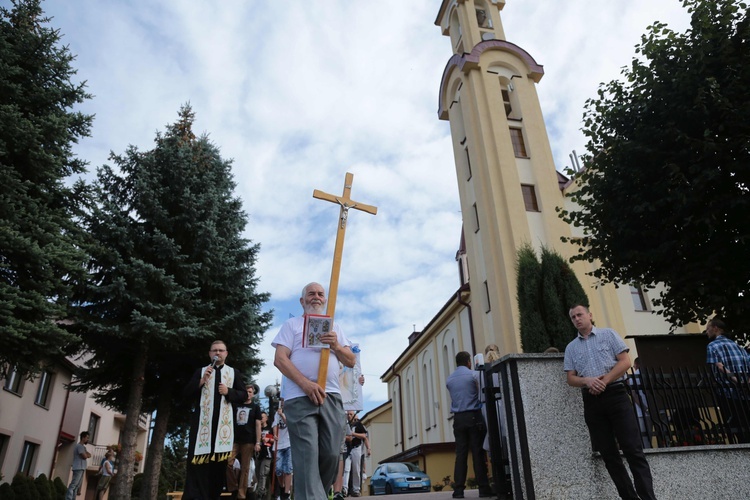 Męski Różaniec w Dębicy