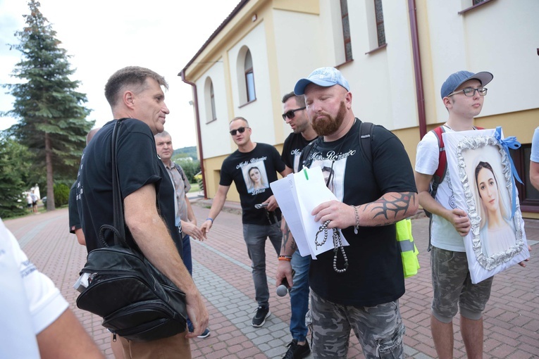 Męski Różaniec w Dębicy