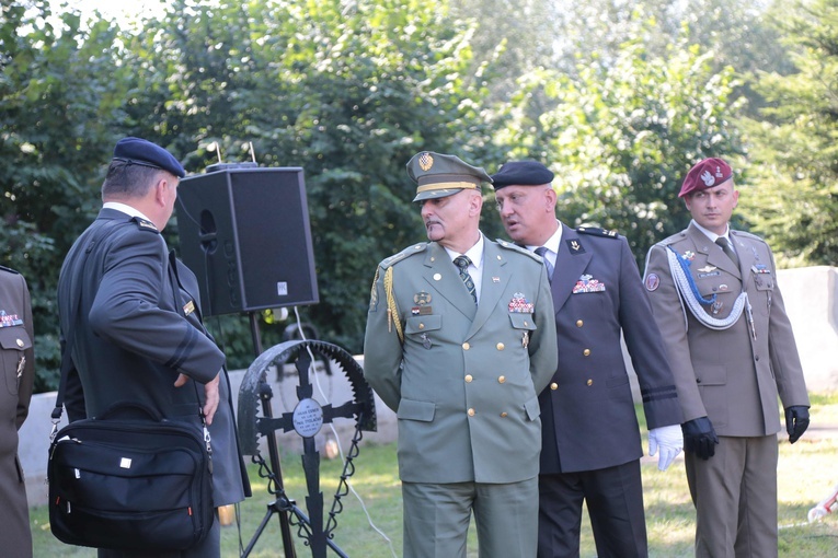 Ujście Jezuickie. Tablica poległych Chorwatów
