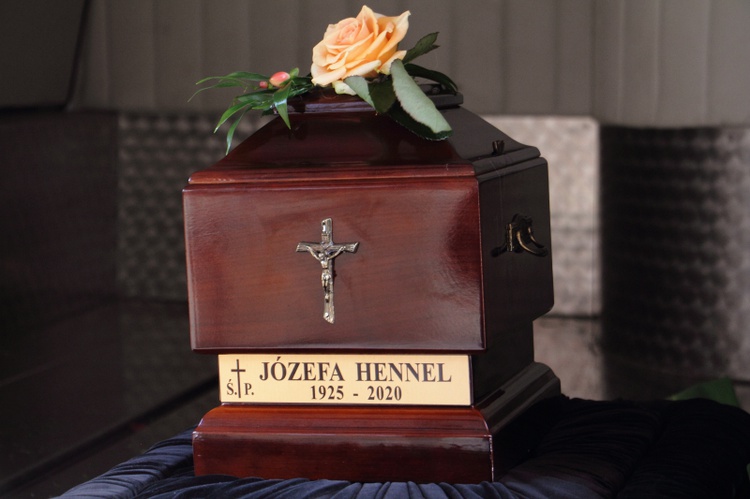 Pogrzeb Józefy Hennelowej
