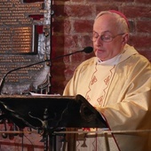 Liturgii przewodniczył i słowo Boże wygłosił bp Jacek Jezierski, administrator apostolski archidiecezji gdańskiej.