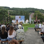 Początek roku szkolnego 2020/21 ze św. Janem Pawłem II w Porąbce-Kozubniku