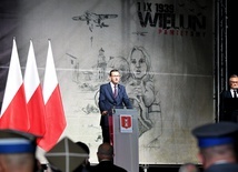 Premier w Wieluniu: Polacy są strażnikami prawdy o II wojnie światowej