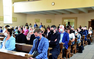 ►	W WSD w Łowiczu przez dwa dni katecheci uczestniczyli w naradzie.