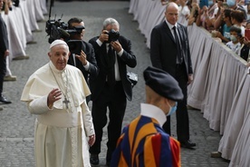 Franciszek: Świat po pandemii musi iść drogą solidarności ożywianej wiarą 