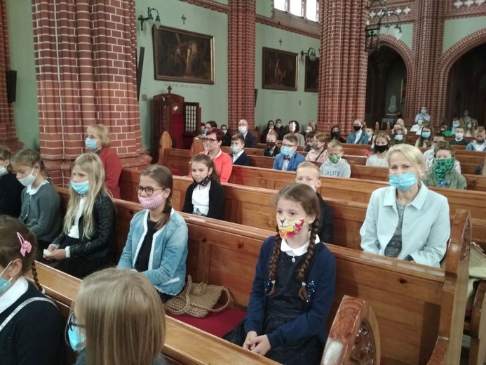 Żary. Msza św. na rozpoczęcie nowego roku szkolnego