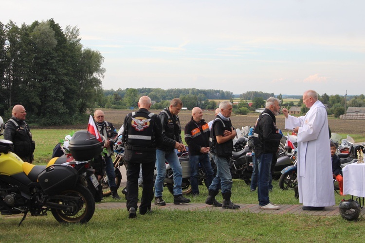 Sarnowa Góra. Motocykliści uczcili pamięć bohaterów