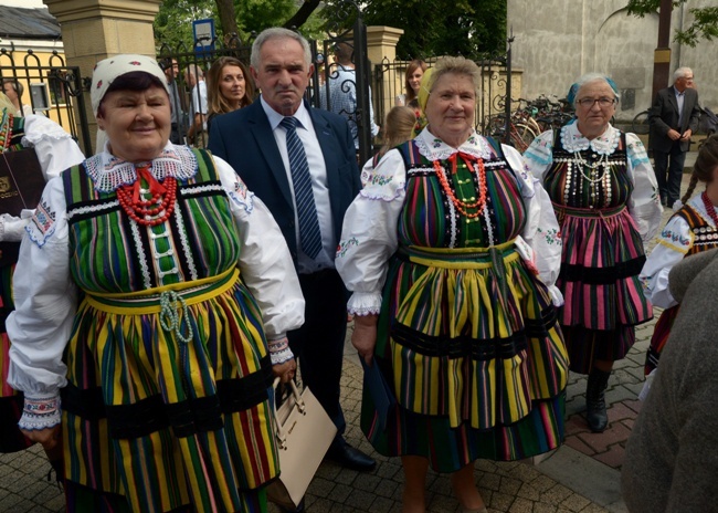 Dożynki w opoczyńskiej kolegiacie