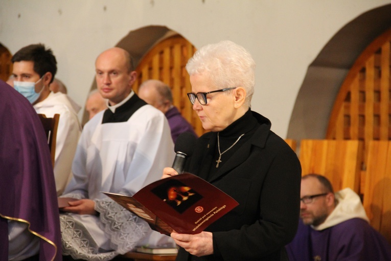Msza św. pogrzebowa śp. ks. prał. Tadeusza Wojdata 