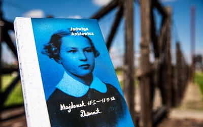 Zapiski młodej więźniarki zostały wydane przez Muzeum na Majdanku.