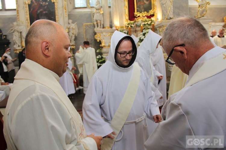 Wschowa. Święcenia diakonatu i ogłoszenie Maryi patronką Wschowy