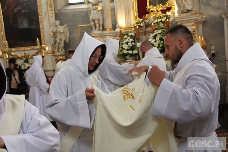 Wschowa. Święcenia diakonatu i ogłoszenie Maryi patronką Wschowy