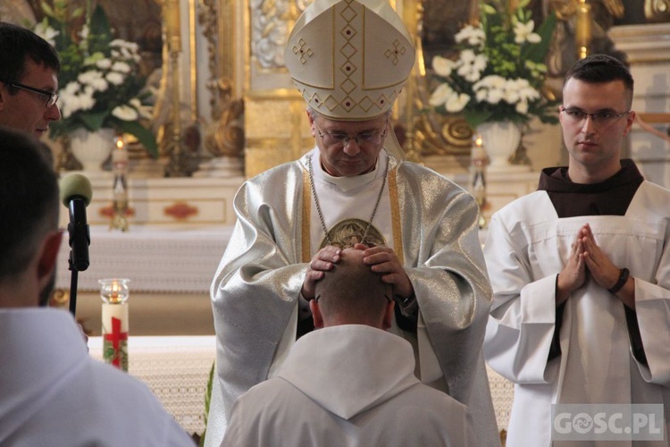 Wschowa. Święcenia diakonatu i ogłoszenie Maryi patronką Wschowy