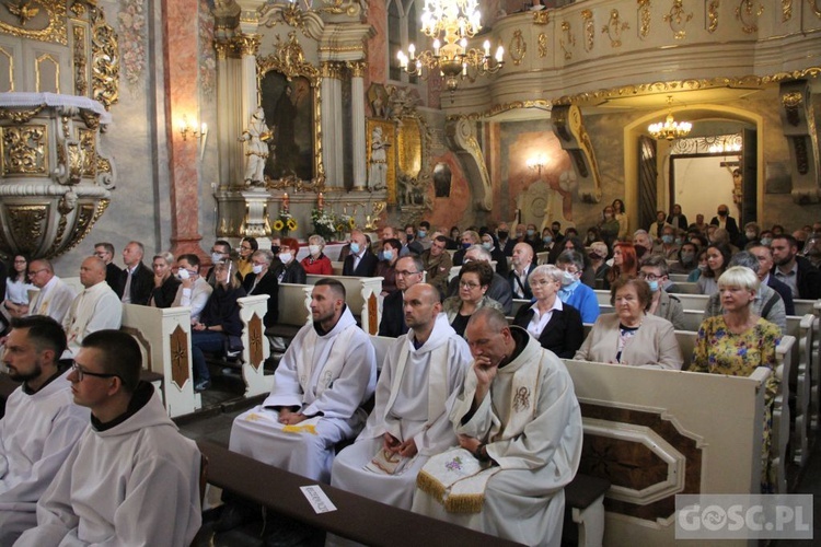 Wschowa. Święcenia diakonatu i ogłoszenie Maryi patronką Wschowy