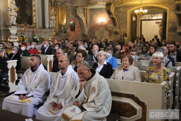 Wschowa. Święcenia diakonatu i ogłoszenie Maryi patronką Wschowy