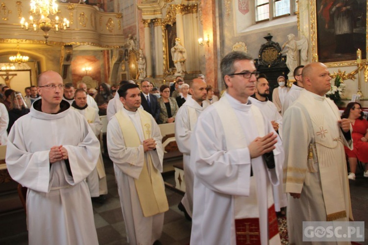 Wschowa. Święcenia diakonatu i ogłoszenie Maryi patronką Wschowy