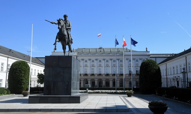 Rada Gabinetowa o nowej strategii walki z koronawirusem i sytuacji na Białorusi