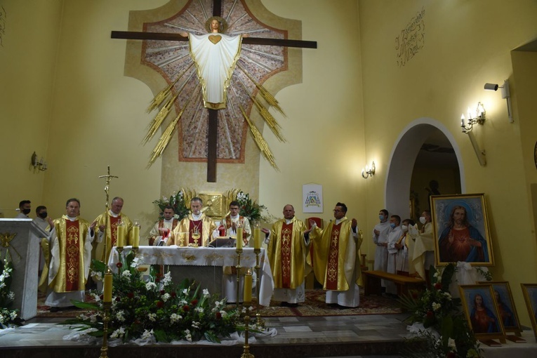 10 lat arcybractwa i początek peregrynacji