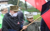 Odsłonięcie obelisku upamiętniającego żołnierzy "Bartka" poległych w Łazach