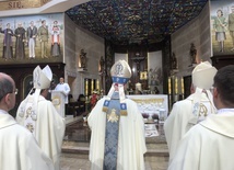 Biskup senior w Sanktuarium NMP Gwiazdy Nowej Ewangelizacji i św. Jana Pawła II w Toruniu.